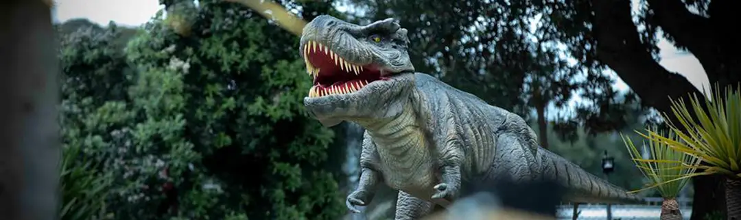 Lilliputt Mini Golf | Safari & T. Rex Alley