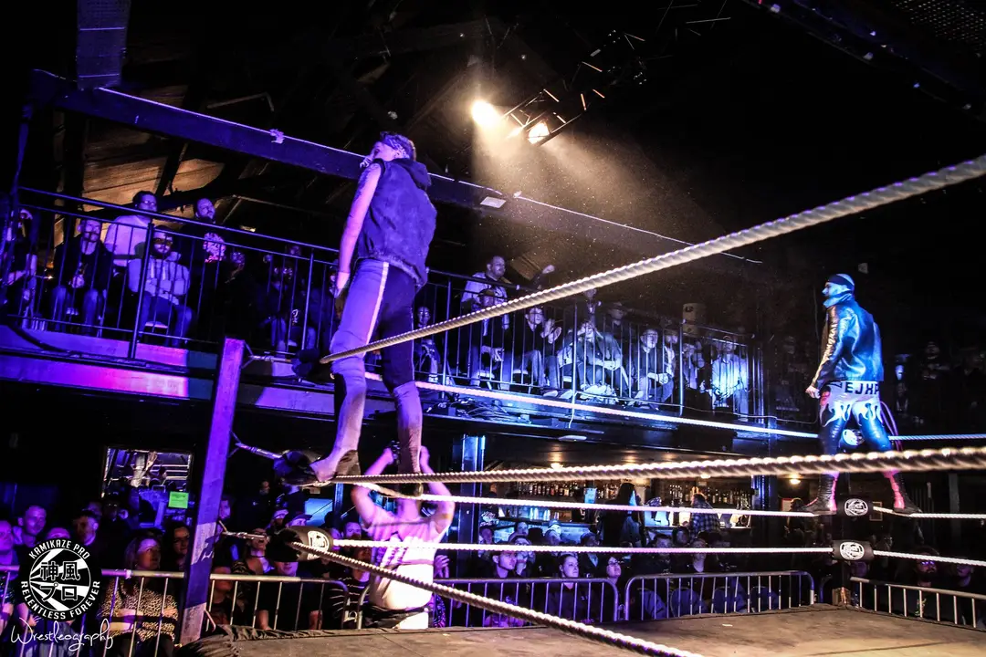 Kamikaze Pro Dojo - Pro Wrestling Training