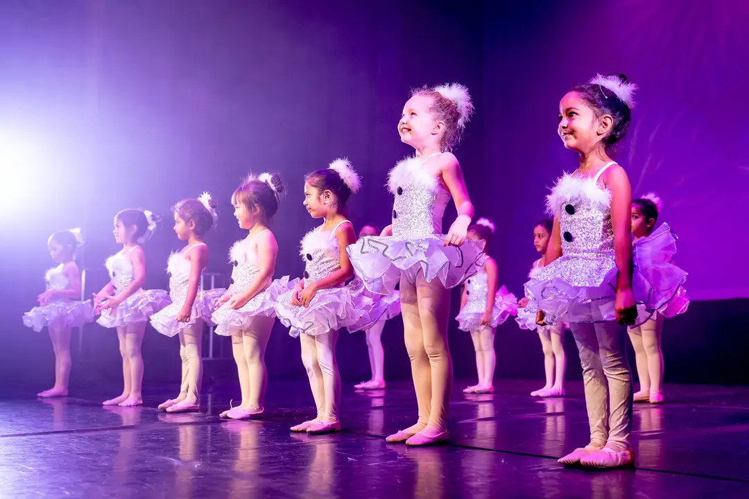 Select School of Dance