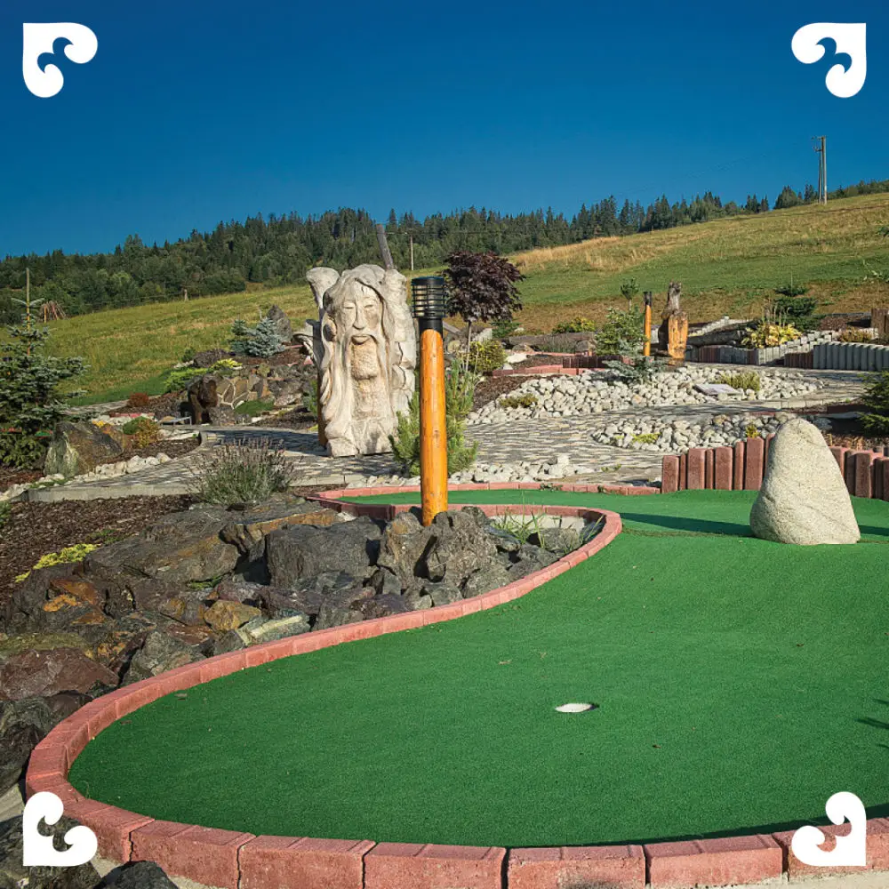 Adventure Minigolf Ždiar / Wellness Penzión *** Strachan