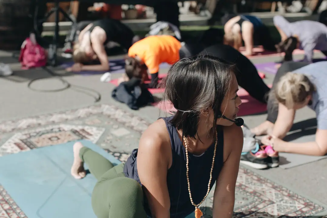 Krissa Ludvigsen Yoga