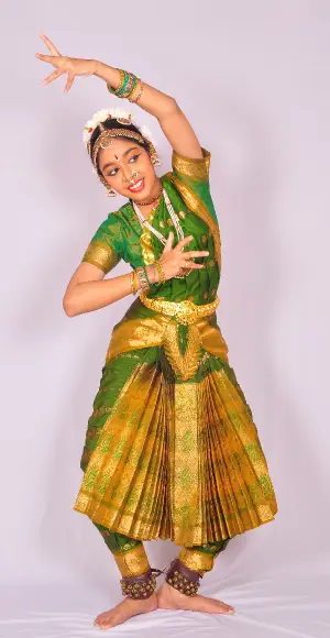 VAZHUVOORAR NATYA GURUKULAM