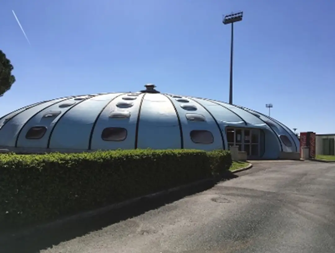 PISCINE MUNICIPALE COUVERTE ET CHAUFFEE