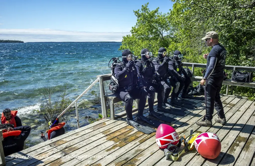 Divers Den