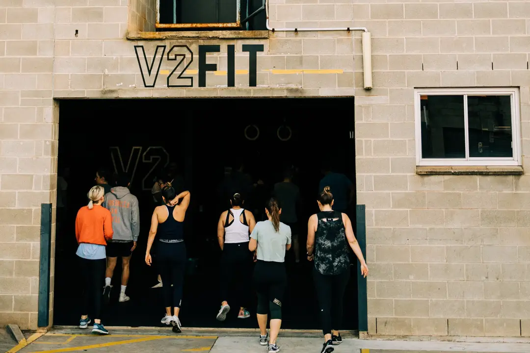 V2 FIT