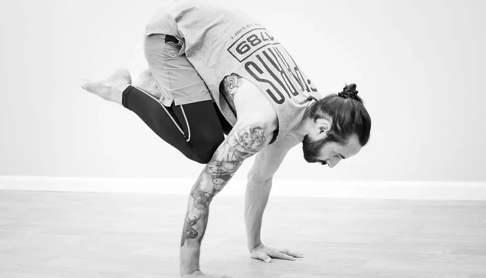 Nate Thomas Yoga