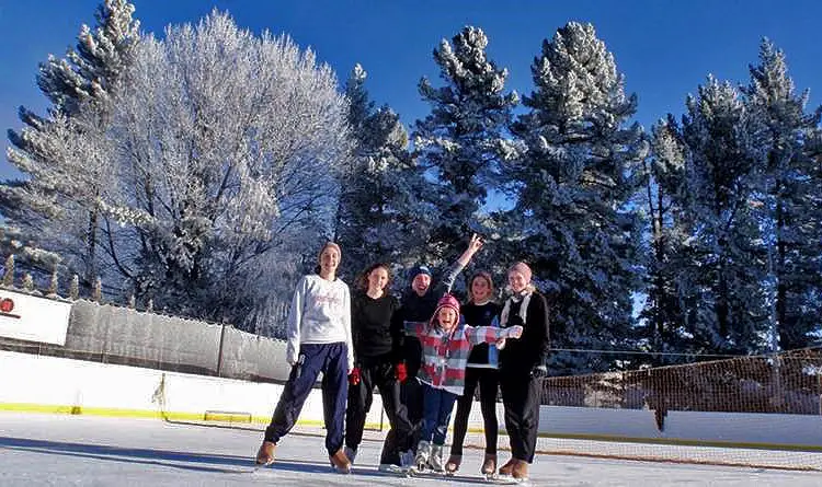Alexandra IceInLine Skate Rink