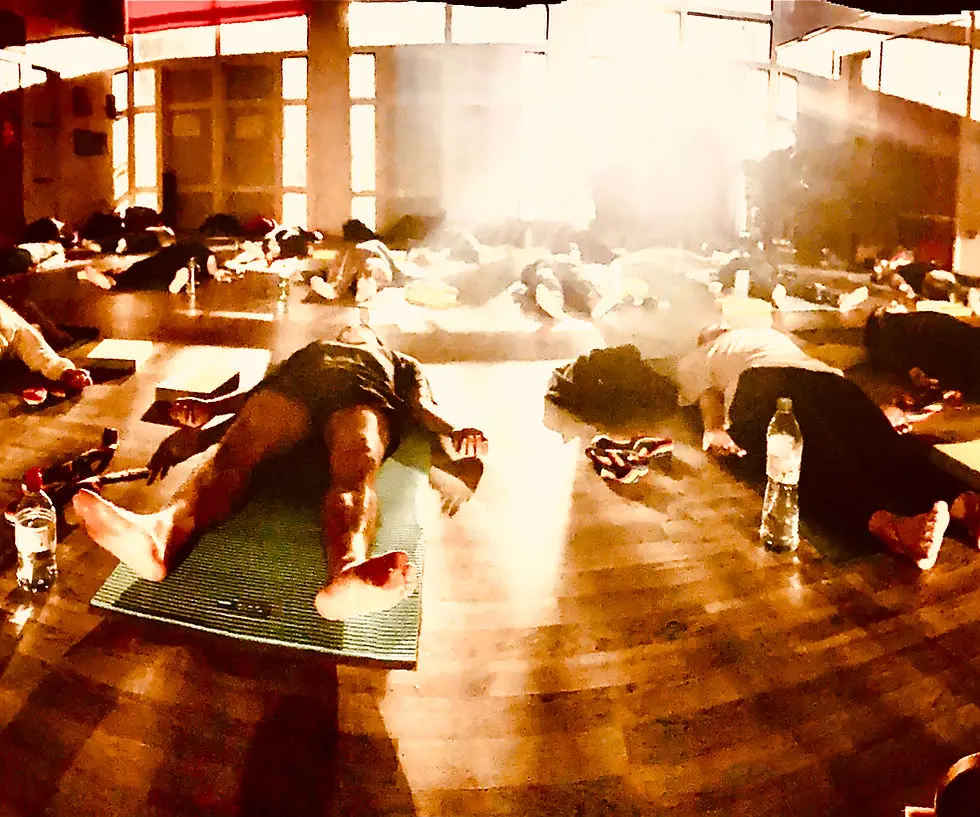 Oval Yoga