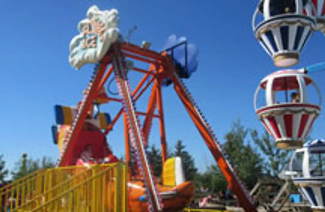 Mulligans Island Mini Golf