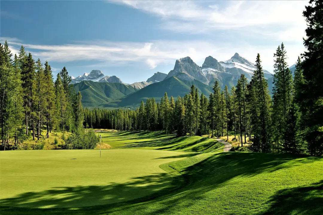 Silvertip Golf Course