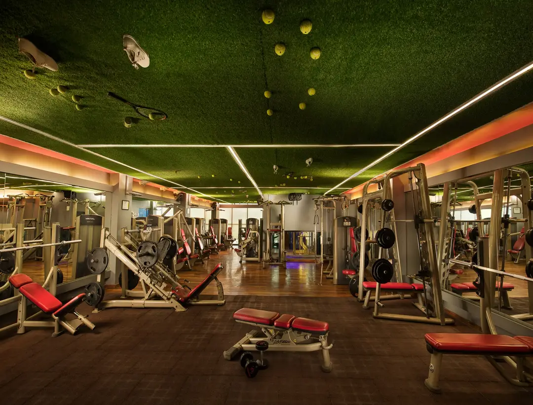 Gold's Gym, Gold Souk
