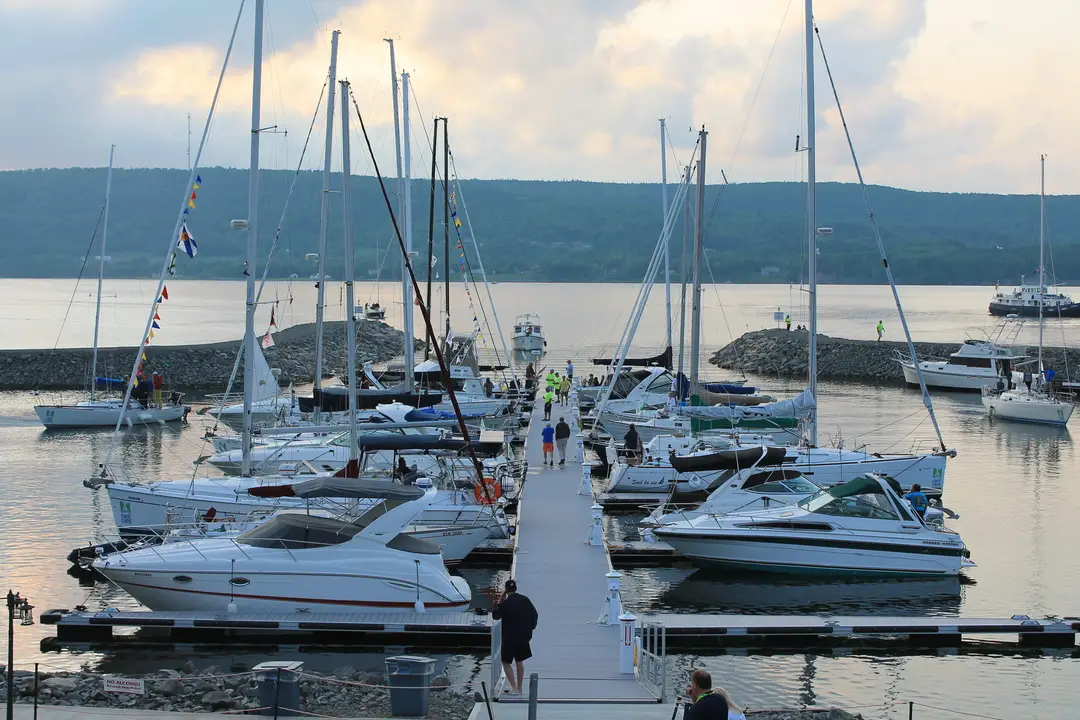 Ben Eoin Yacht Club & Marina