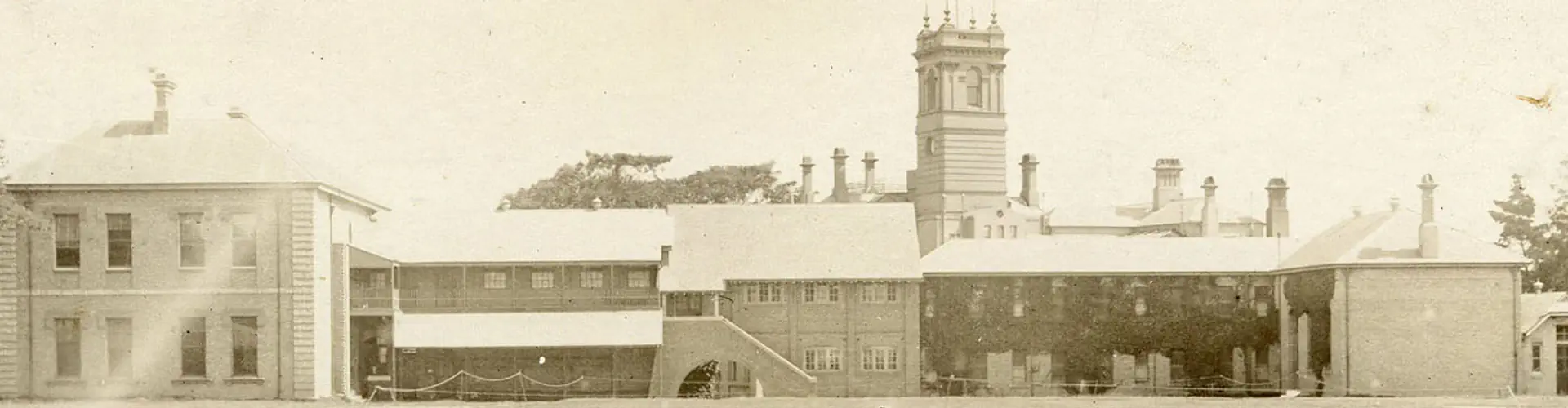 Bishopgate Courts - Shore