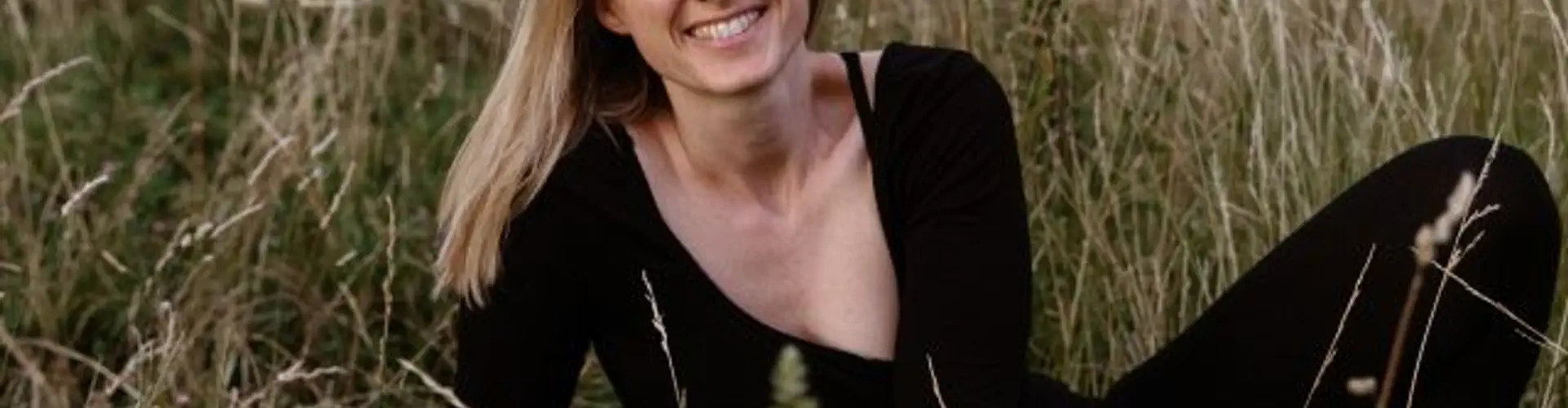 Océane de Moras - Ostéopathie somato-émotionnelle, endométriose et massage bien-être
