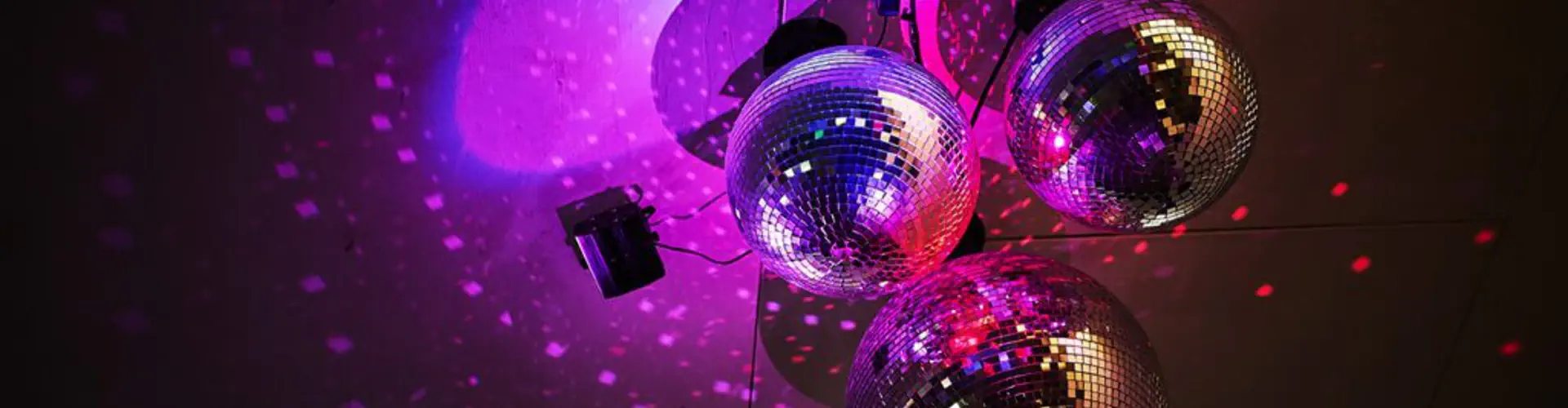 Bobbi’s Pole Studio Classes