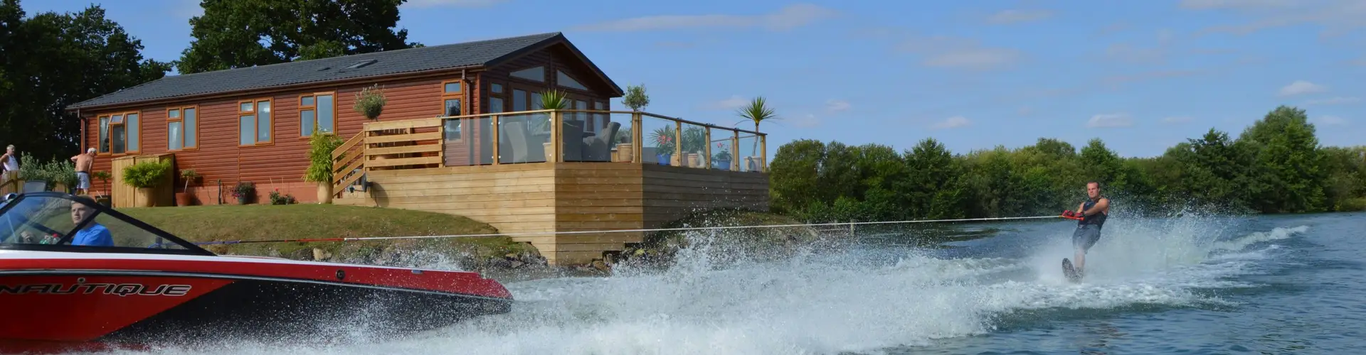 Tallington Lakes Water Ski & Wakeboard School