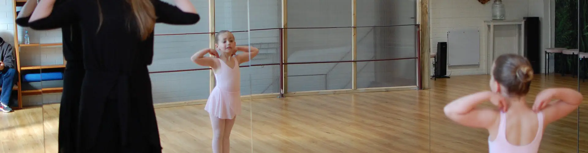 Petit Pointe Creative Ballet Program