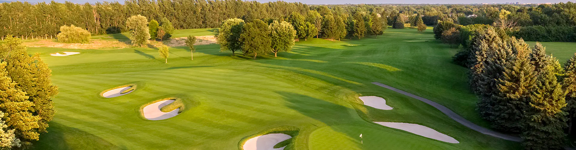 Club Laval-sur-le-Lac Golf Course