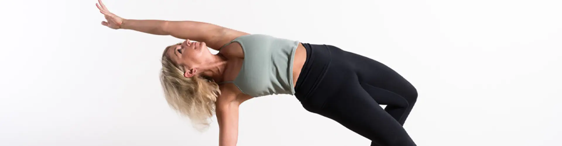 Power Living Australia Yoga - Bondi Beach Studio