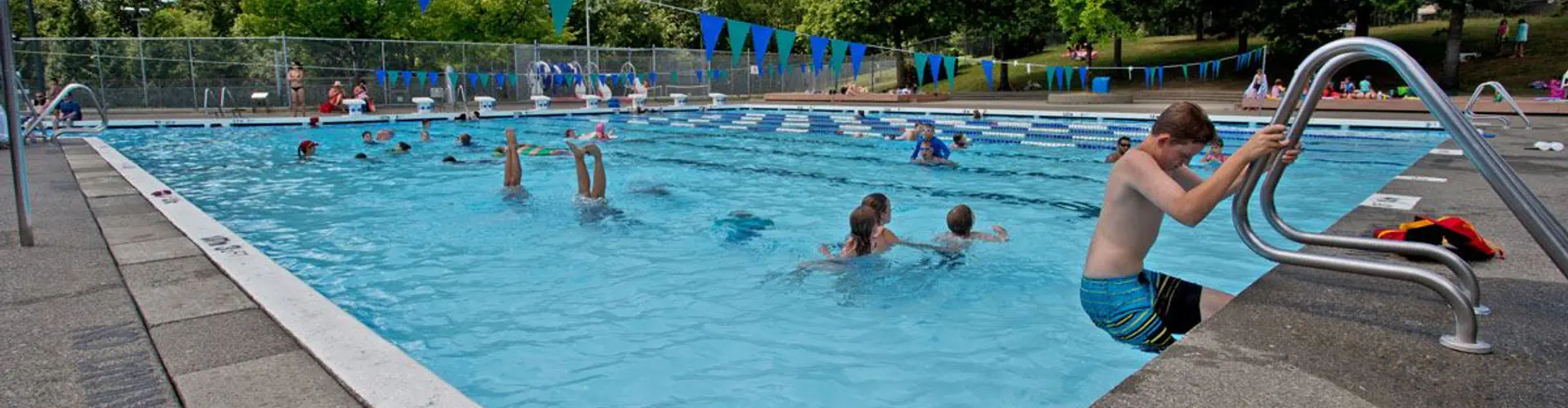 Eagle Ridge Outdoor Pool