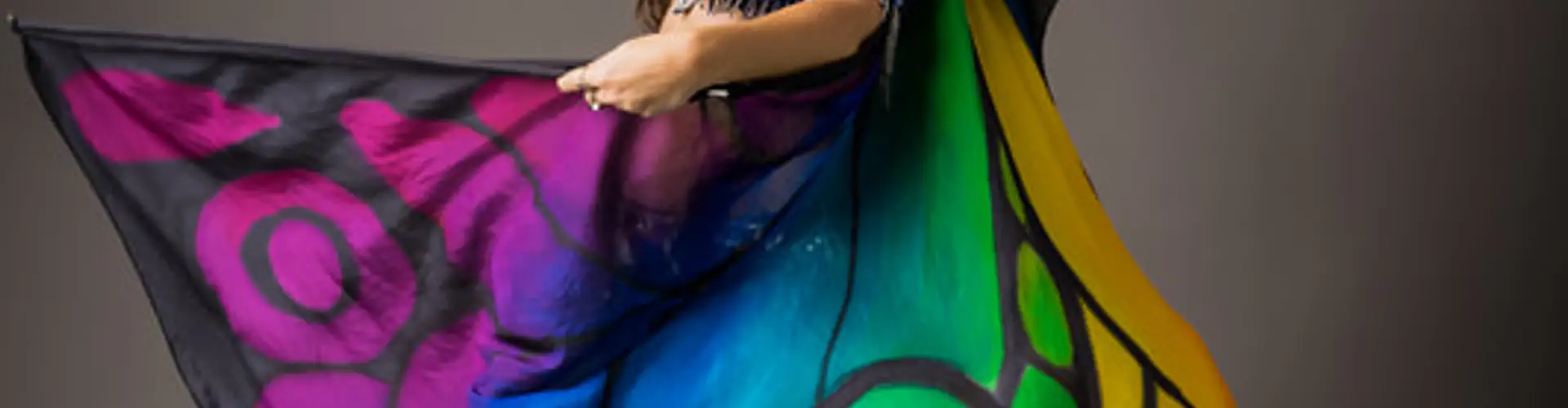 London Belly Dancer Sarasvati Dance hire for events, belly dance classes