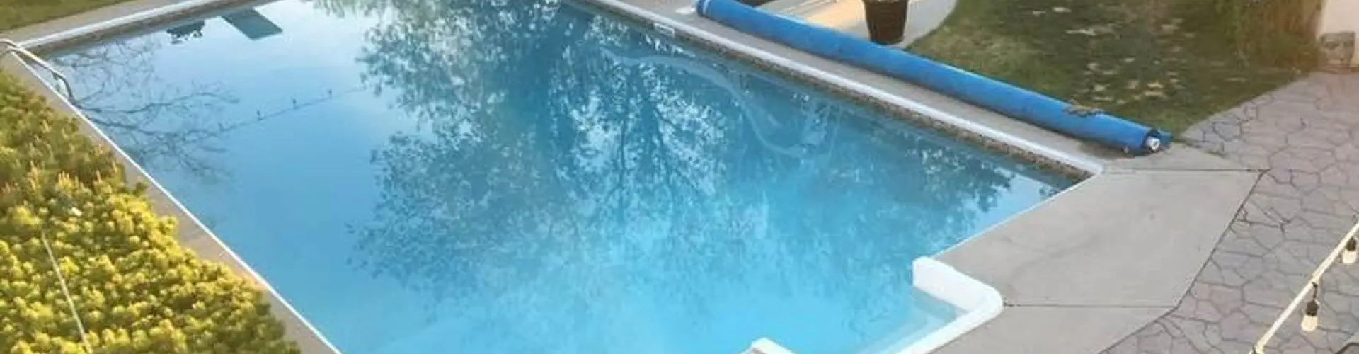 Pool Buoys- Swimming Pool Maintenance & Service