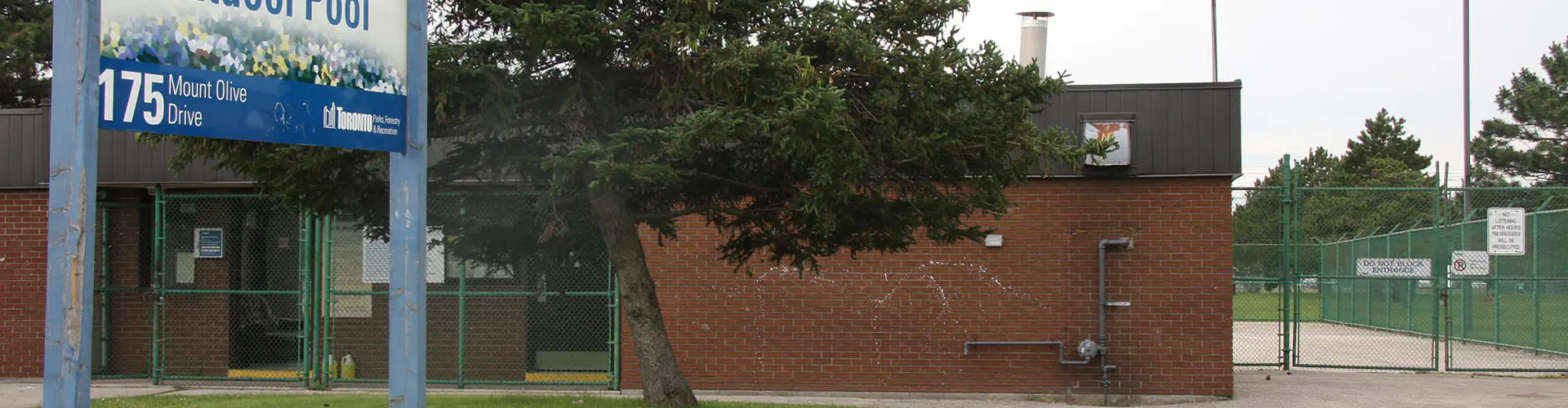Smithfield Park Outdoor Pool