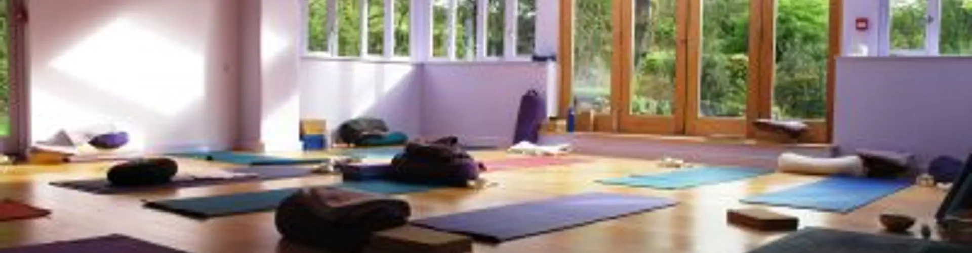Neville Cregan Thai massage therapist and Yoga Teacher