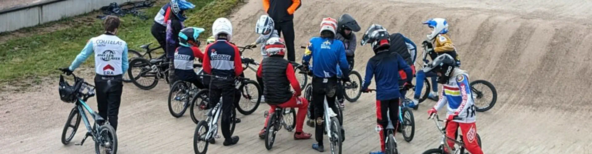 BMX LES CLAYES SOUS BOIS
