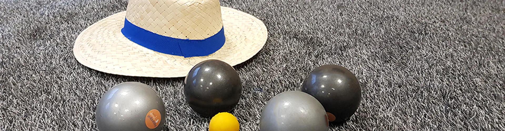 Terrain Petanque Intérieure Lyon - Indoor - Pétanque Family