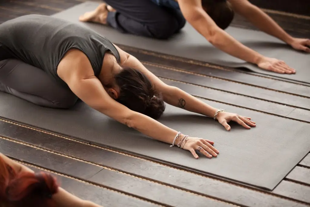 Group yoga classes & 1-1 private Yoga - meditation workshops & women's circles Ealing
