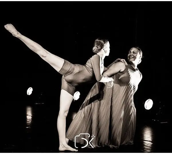 Studio 8 - Ballet School And Studio De Yoga
