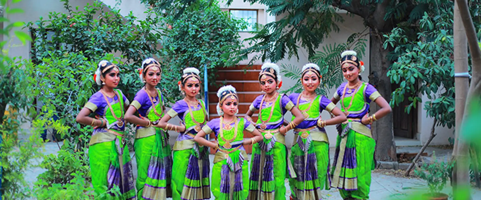 Nadanaloga Barathanatyam