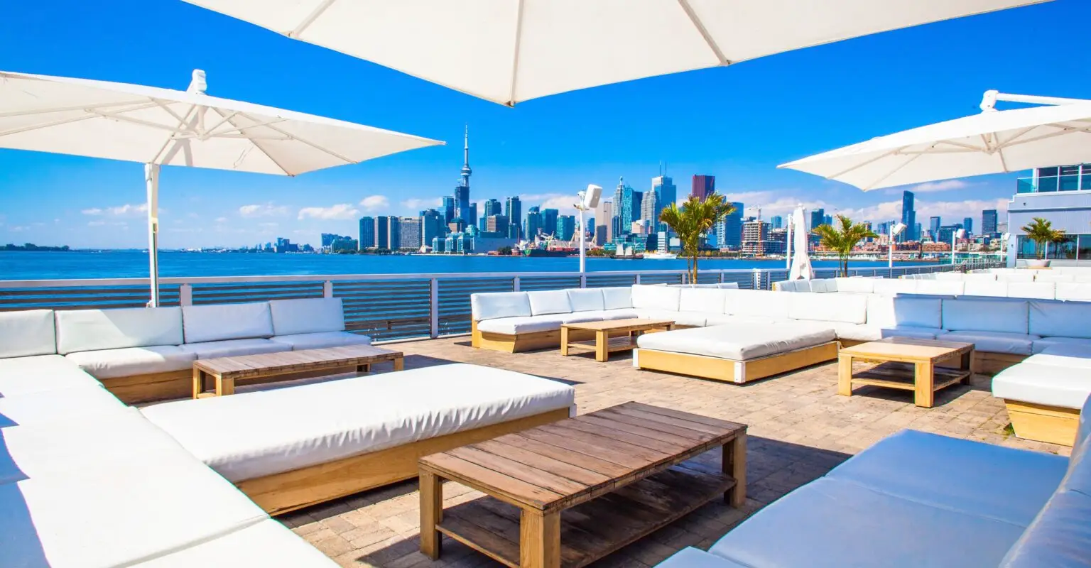 Cabana Poolbar