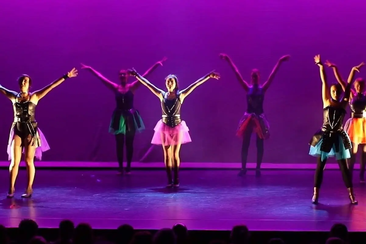 Melanie Edmenson School of Dance