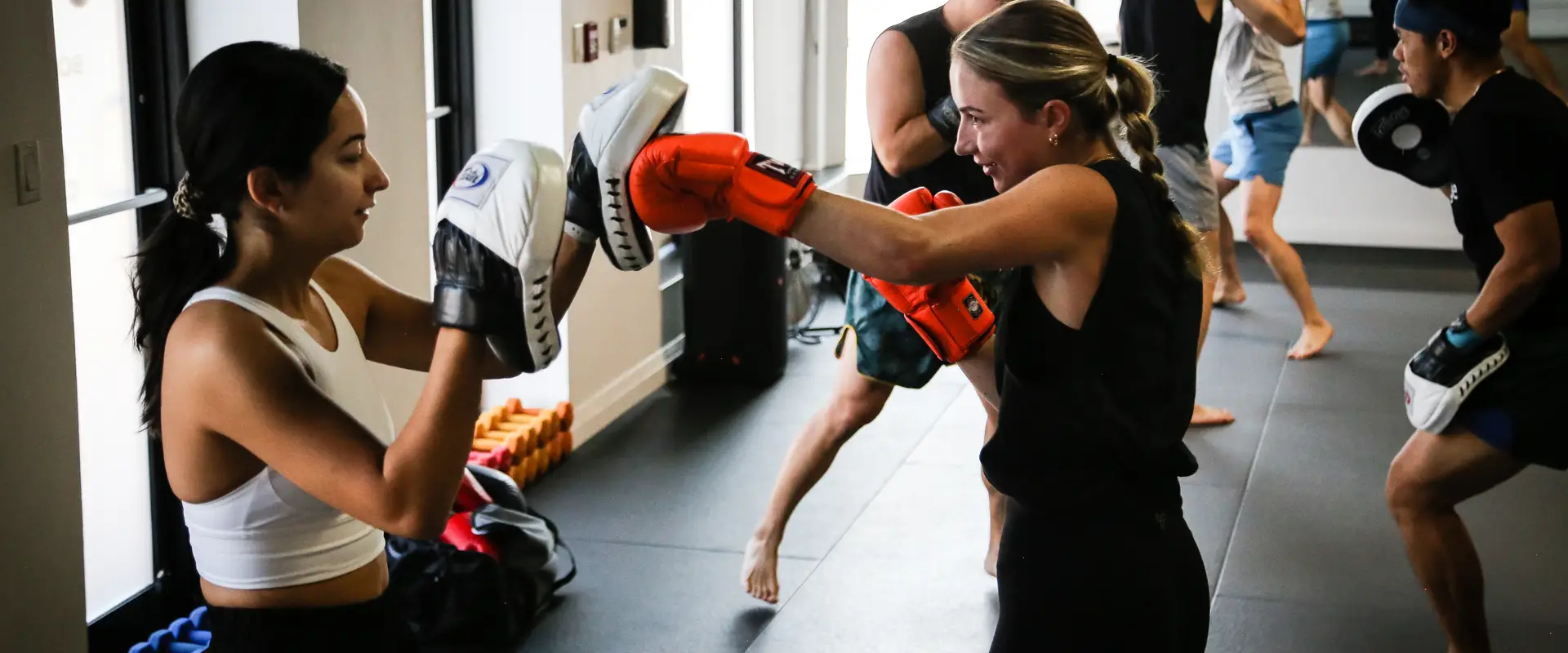 Advantage Fitness | North Burnaby Group Fitness Classes | Boot Camp | Muay Thai | Kickboxing | Boxing | HIIT