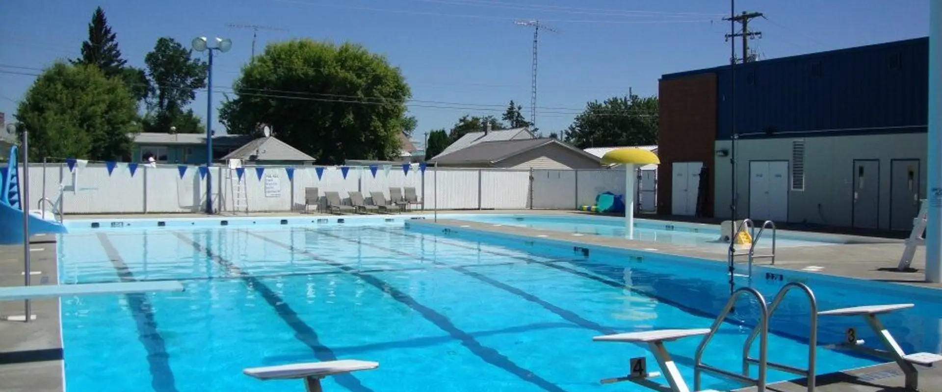 Forestburg Swimming Pool & Tennis Courts