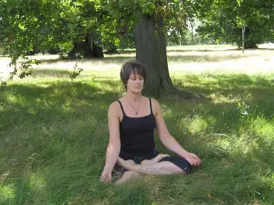 Anna Blackmore - Yoga Therapy & Cognitive Hypnotherapy