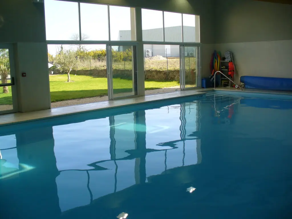 Blue shark pool in Sarzeau
