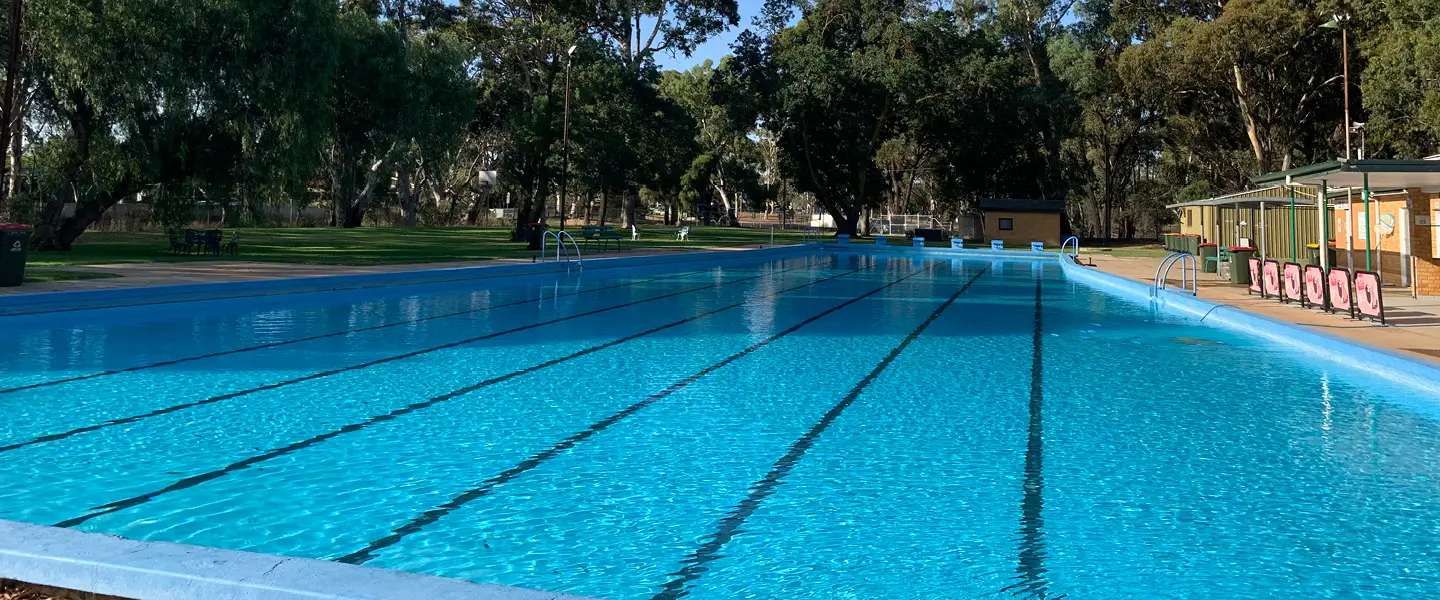 Nuriootpa War Memorial Swimming Pool