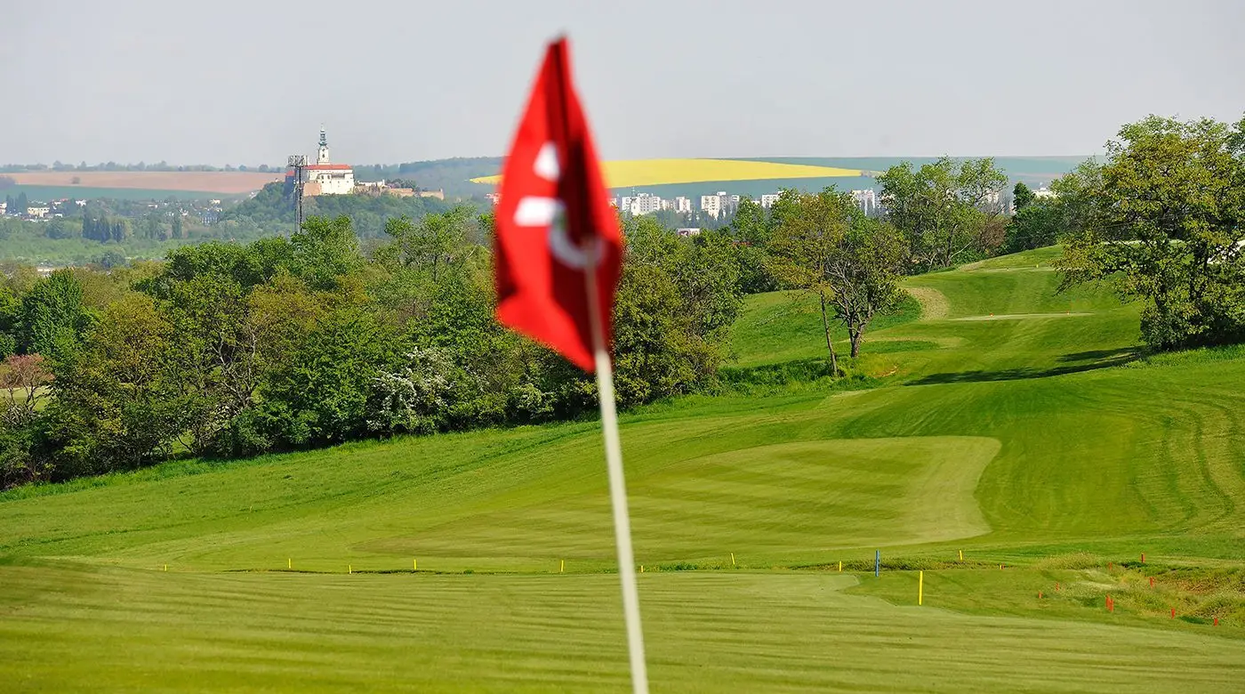 RED OAK Golf Club