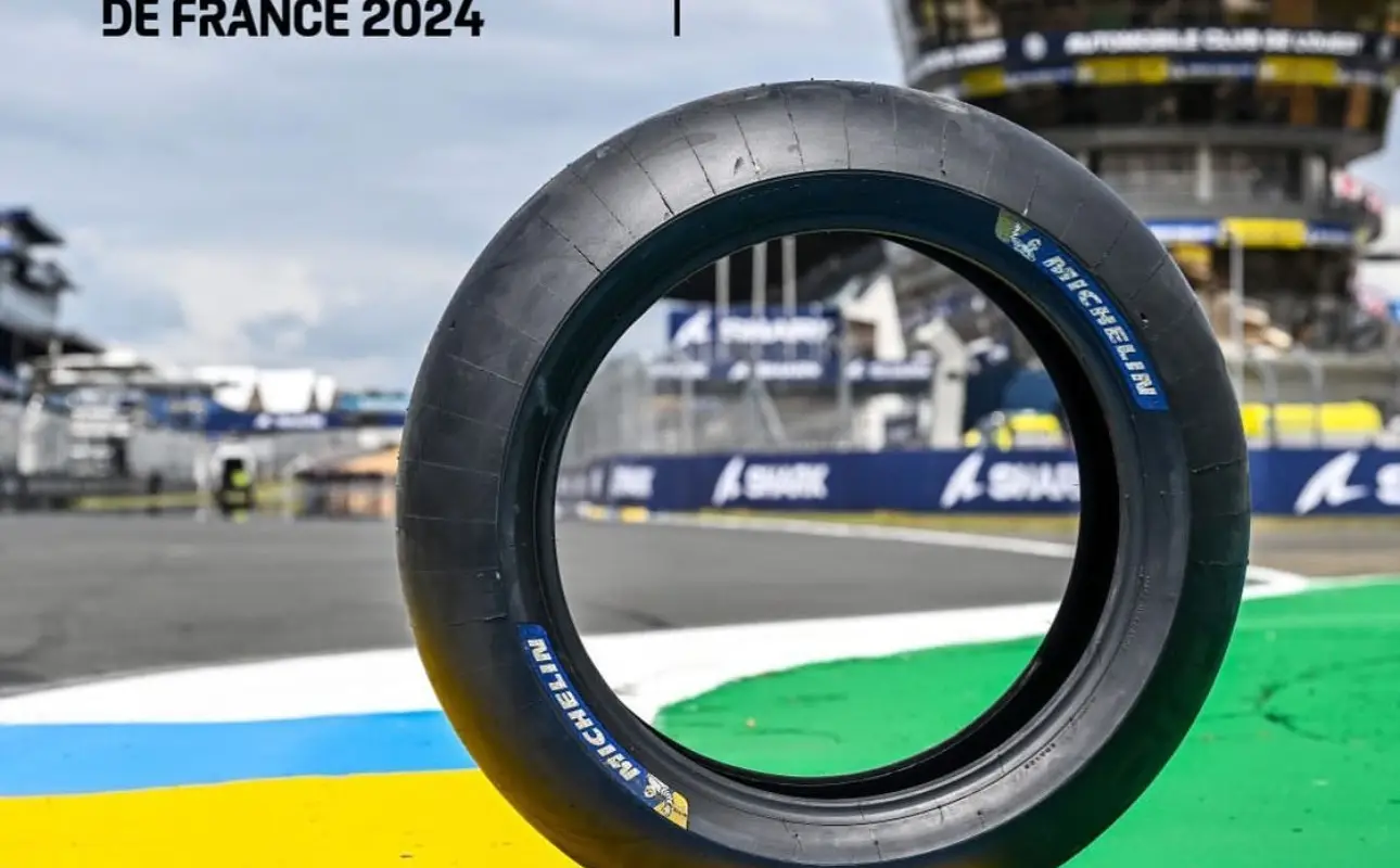T13 - Tribune Club Dunlop