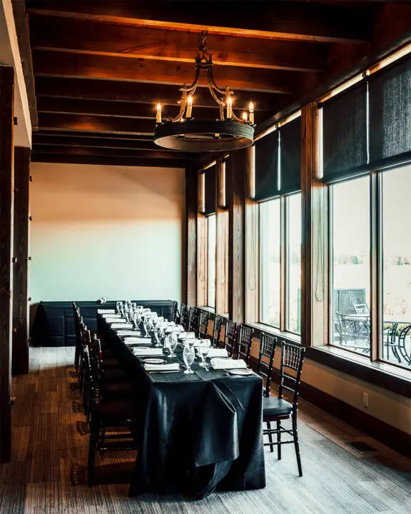 RedCrest Bistro