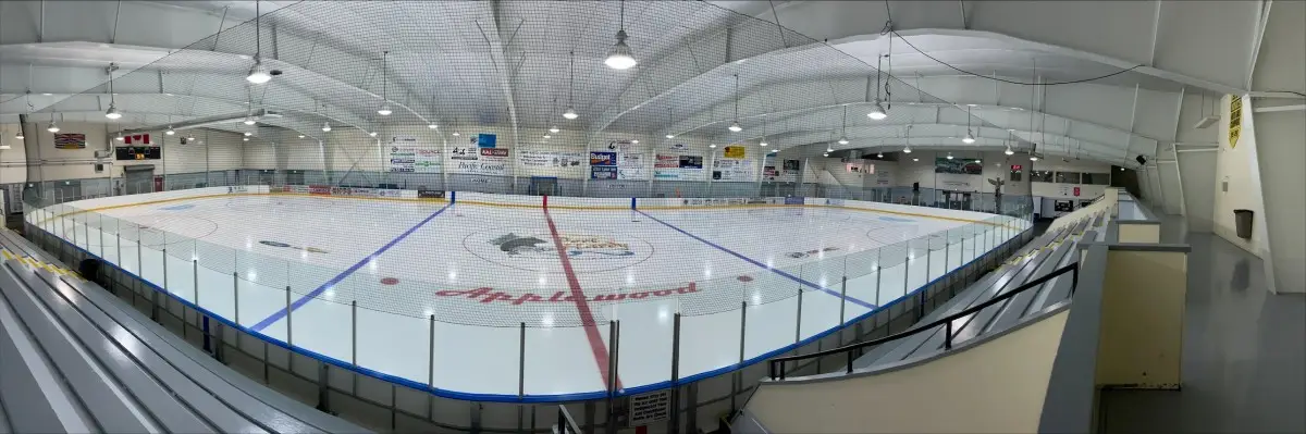Don Cruickshank Memorial Arena