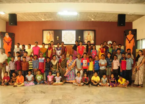 Integral Yoga Institute