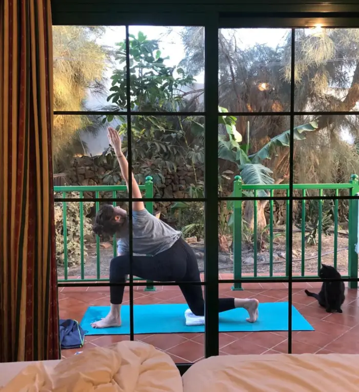 Yoga Angers - Laurie Yoga - cours de yoga à Angers et en ligne