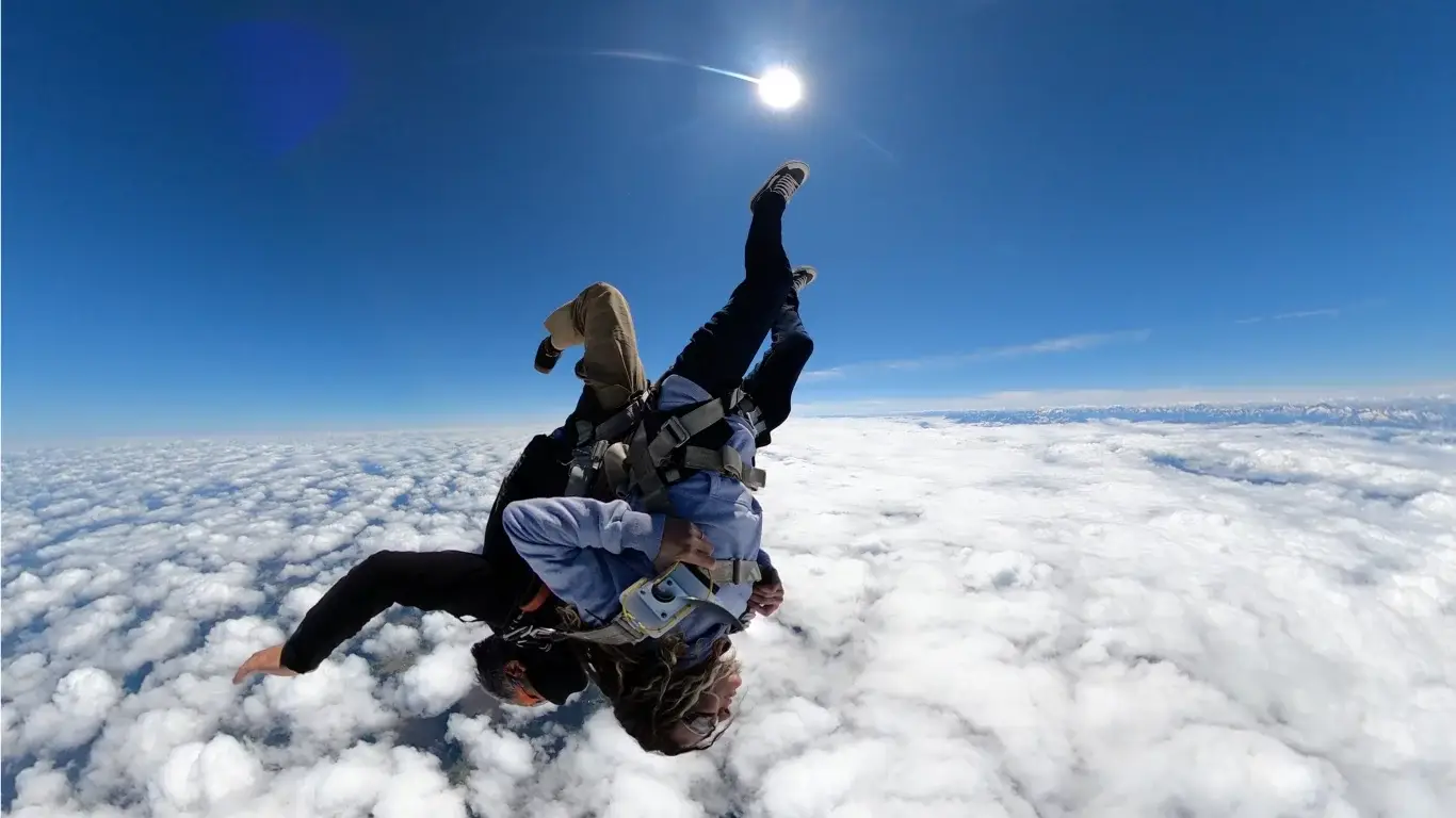 Saut en parachute sur les Pyrénées en Hélicoptère