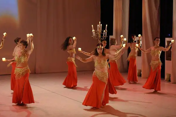 Eve Y Danse