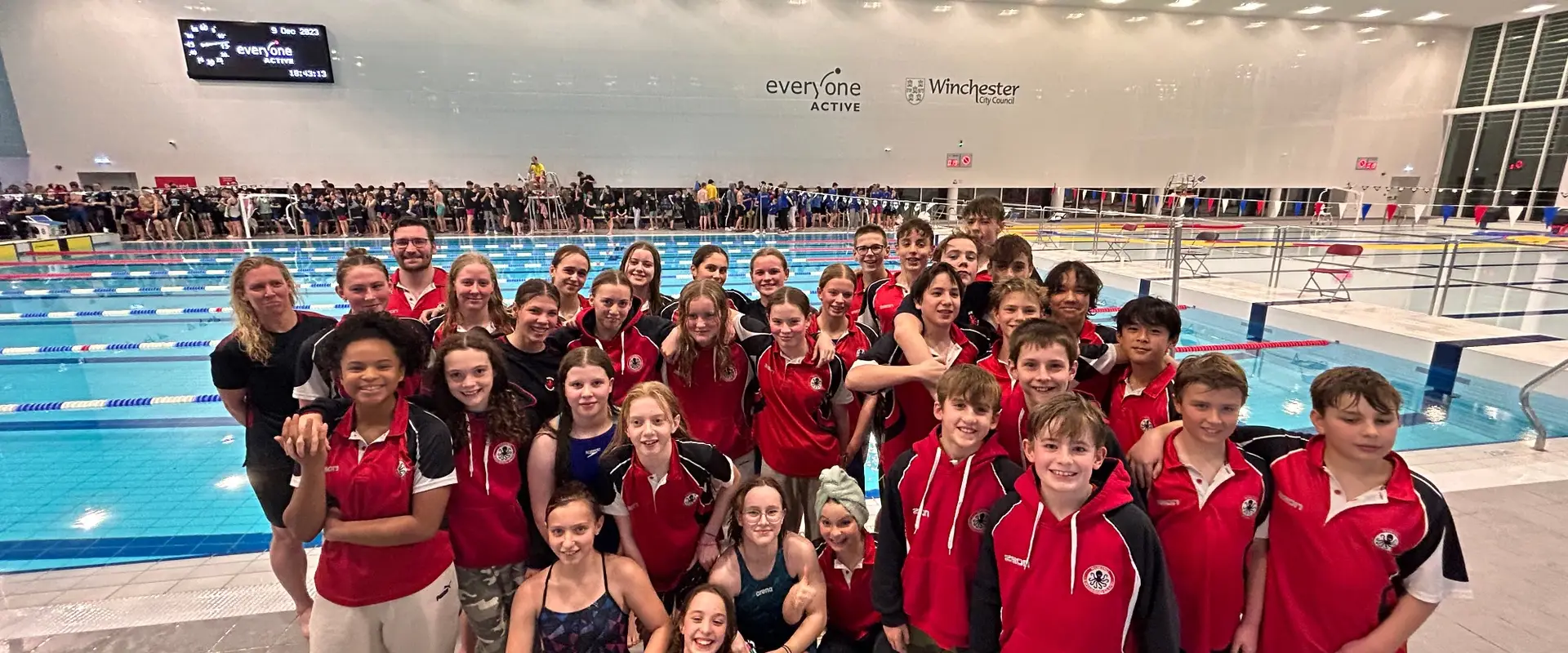 Learn to Swim - Woking Swimming Club - Goldsworth Primary School Swimming Pool