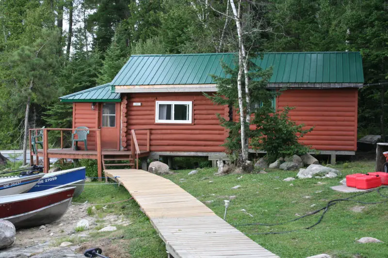 Pipestone Lodge